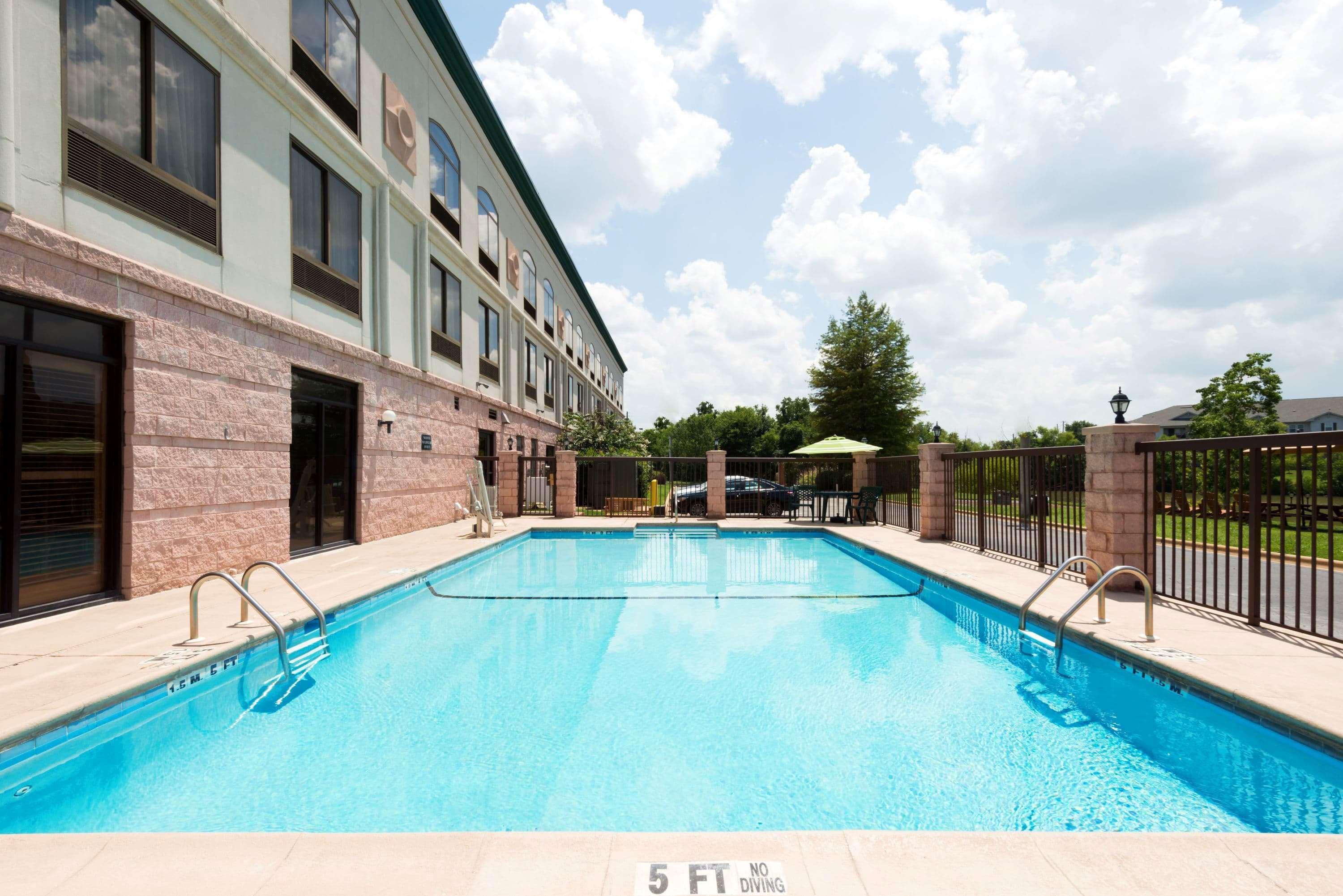 Wingate By Wyndham Montgomery Exterior foto